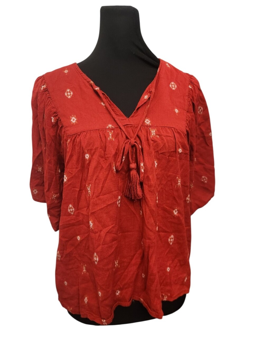 Ariat Shirt Blouse Top Womens Medium Red Pattern V Neck Loose